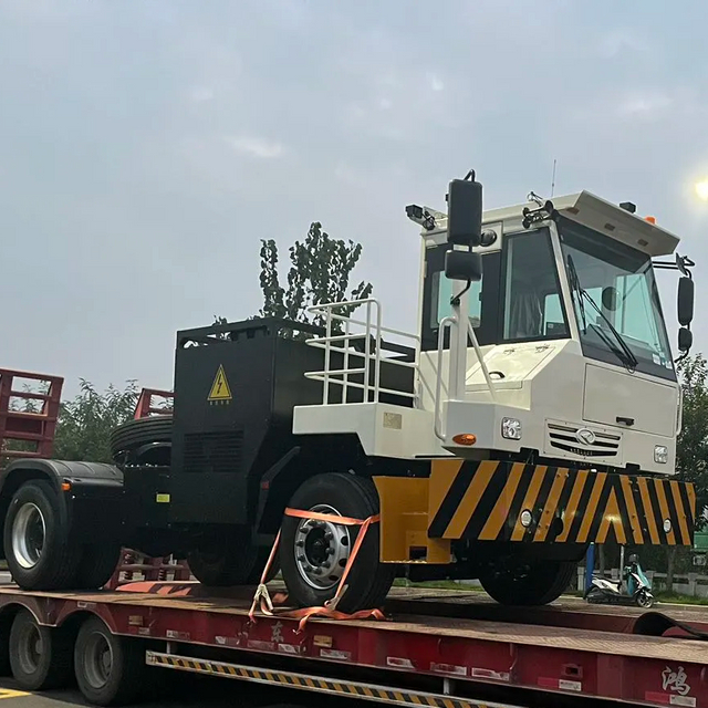 Traktor CMAC EV 4x2 Trak Terminal Pelabuhan Kelajuan Rendah