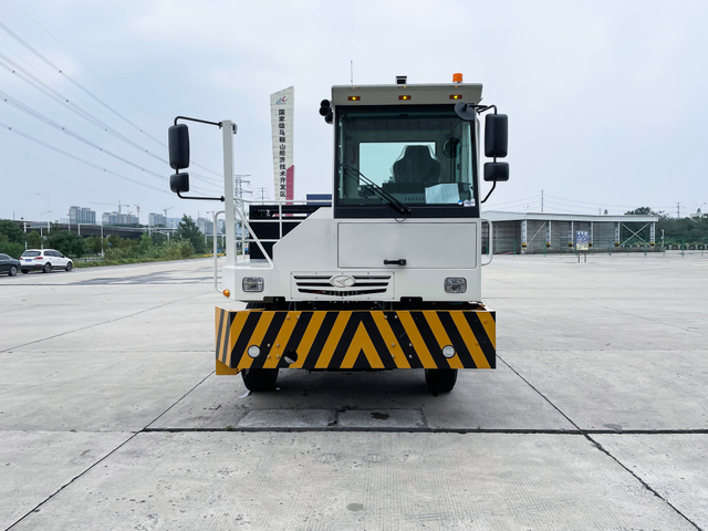 Versi Pertukaran Bateri CAMC Traktor Terminal Dok 2023 Versi Profesional Jualan Bagus