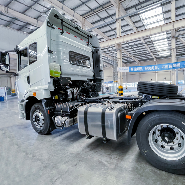 TRACTION Kuat Bumbung Tinggi Lori Traktor Berat Duti Berat 4*2 Lori Ketua Diesel
