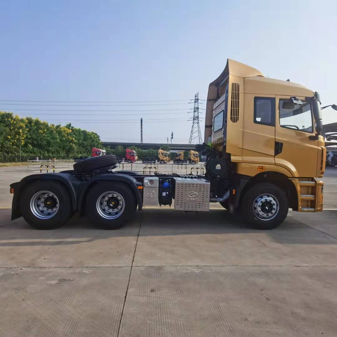 Traktor Enjin Diesel Boleh Dipercayai