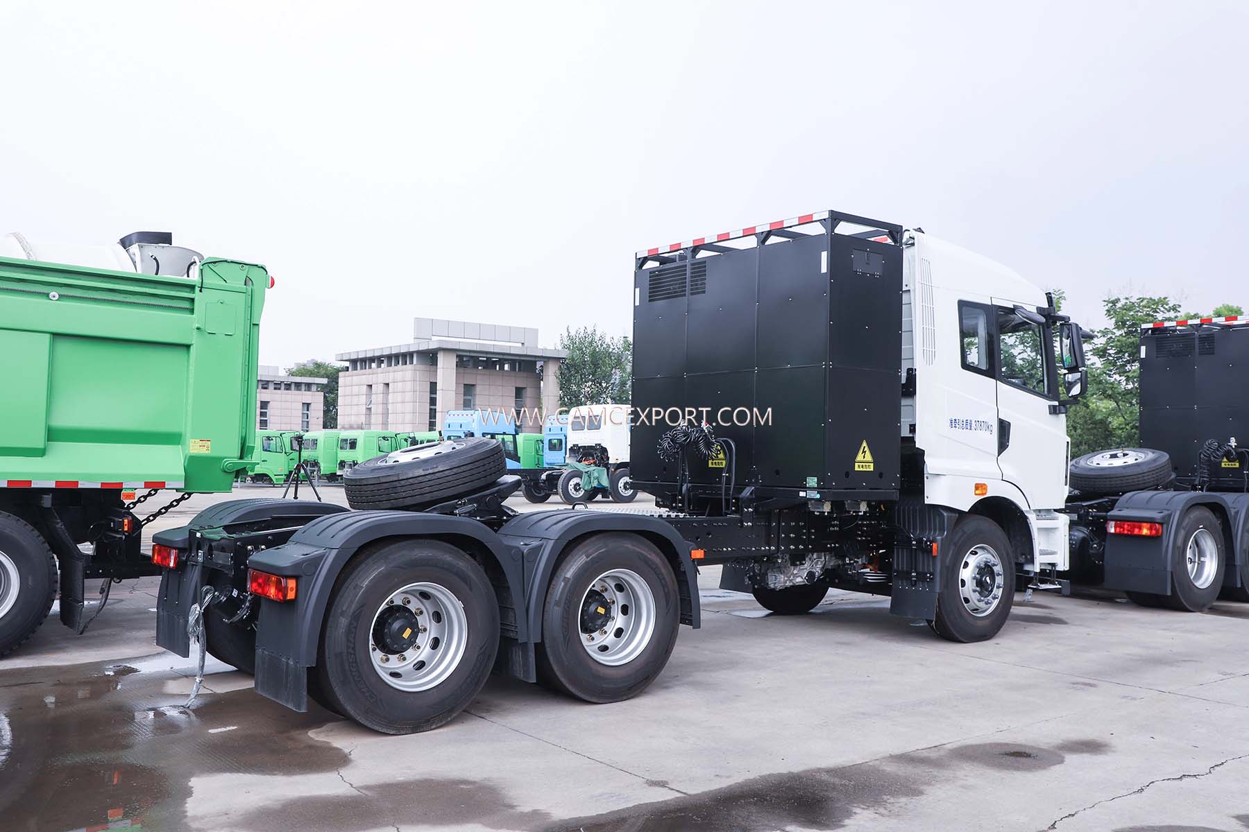 CAMC M7E 6 &times; 4 traktor elektrik